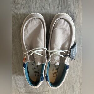 Brand New Men’s Hey Dude Light Beige Canvas Slip-On Shoes